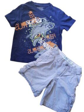 ARIZONA Blue Short Sleeve Shark Surfers Beware Top Gray Pinstripe Shorts 4-5